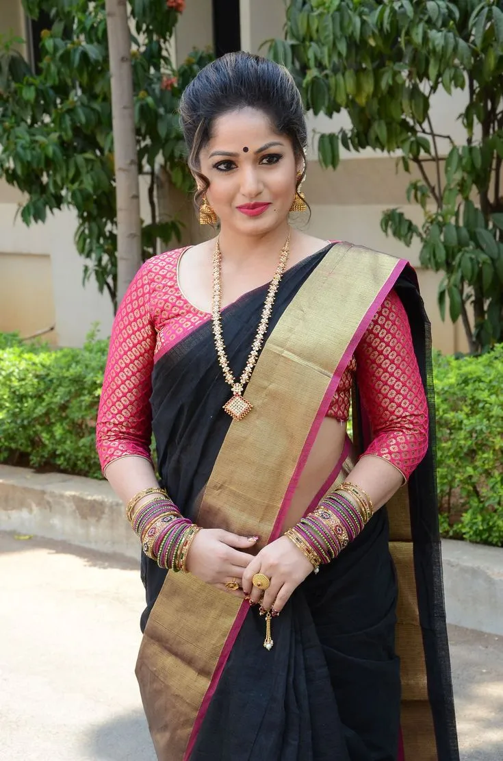 Kompella Madhavi Latha